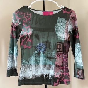 Vintage Early 2000s Y2K Super Stretchy Graphic Urban Women’s Top XS